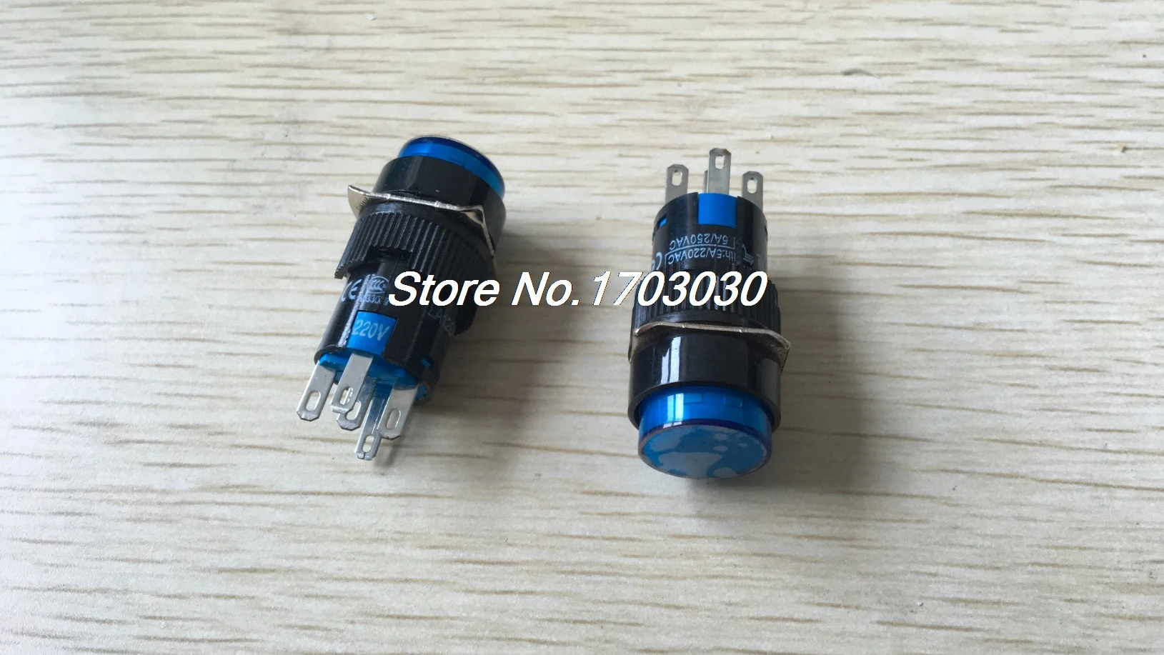 

2 Pcs AC 220V Blue Light Momentary SPDT Round AC 250V 1A Push Button Switch