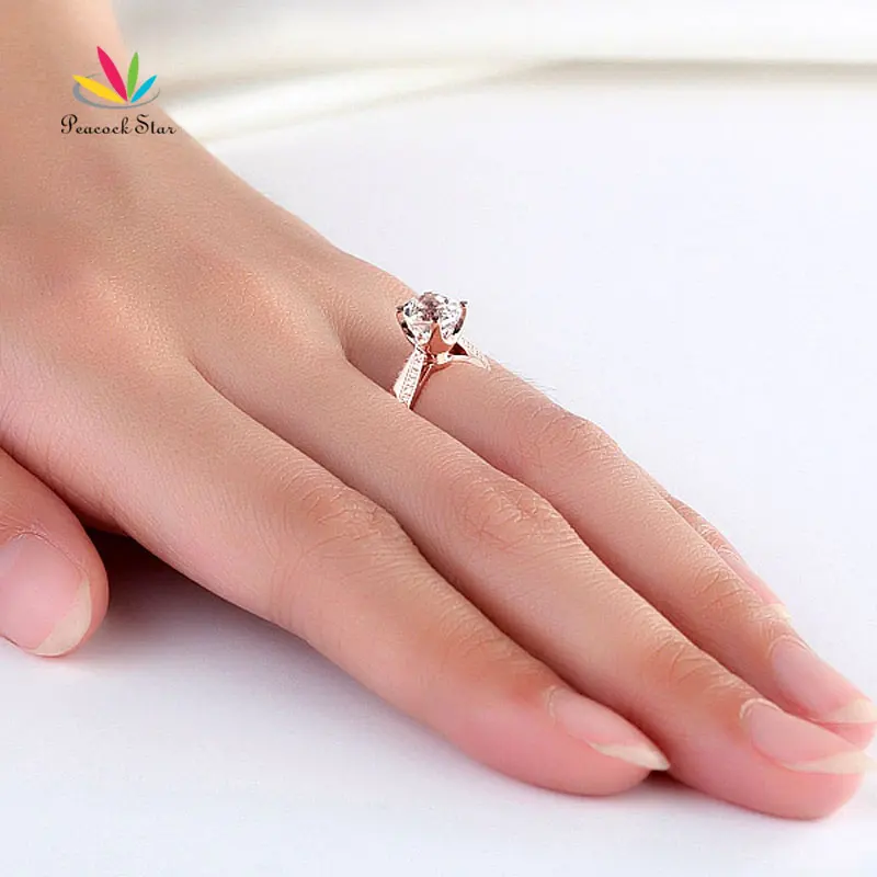 GR7062_hand_1