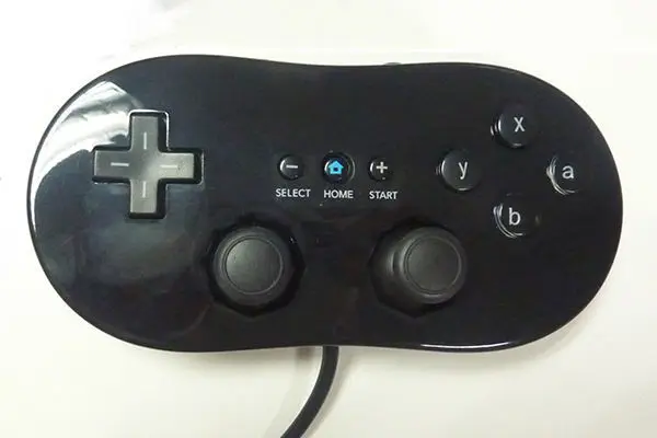 Black Classic Wired Gamepad VIDEO GAME Controller for Nintendo Gamecube / Wii |