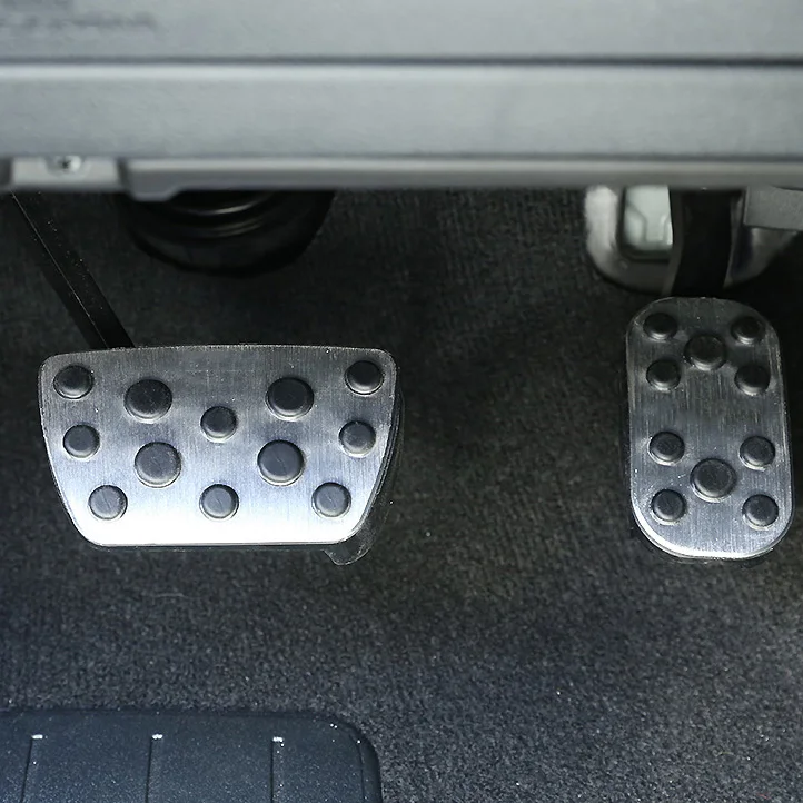 

2pcs New Aluminium Alloy Brake Pedal Accelerator pedal Cover For Toyota Land Cruiser Prado LC120 LC150 Accessories 2003-2018