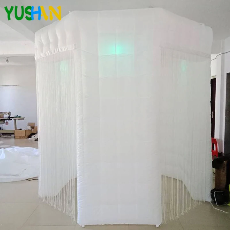 White octagon PHOTO BOOTH bulbs 02