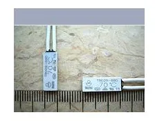 TB02-KA8D Temperature Switch World's Ultra-small Size 35 40 50 65 70 80 100 150degrees Normally Open Thermostat Thin Thermal Temperature Switch