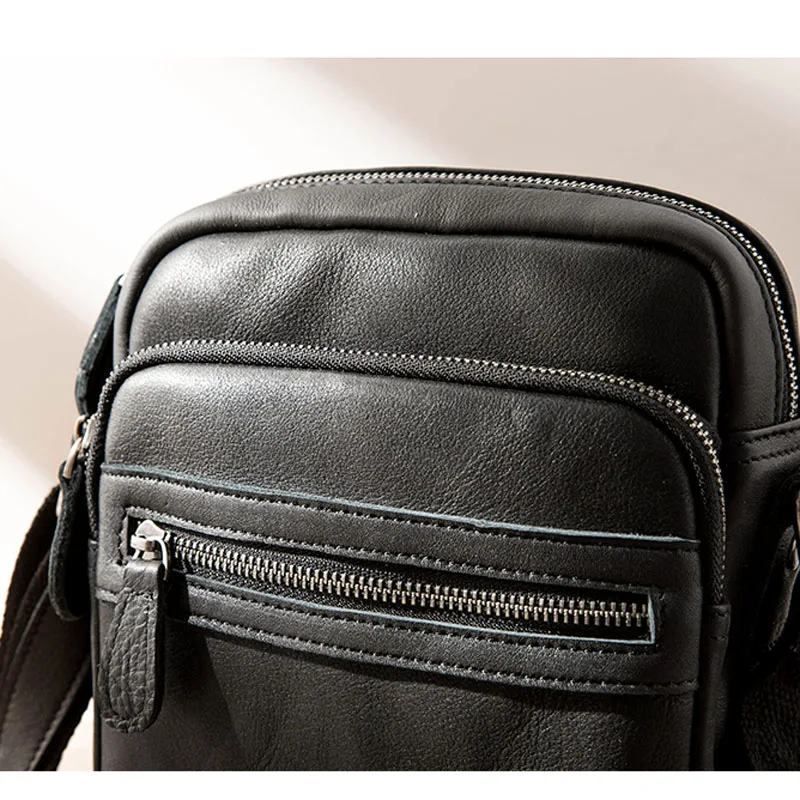 AETOO Leather shoulder bag men's casual Messenger bag head layer leather vertical men's Korean version of the trend diagonal