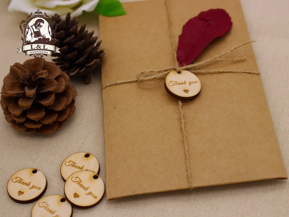 

Wooden Tags, Personalized Tags, Wood Gift Tags, Custom text, round gift tag (WDBQ09)