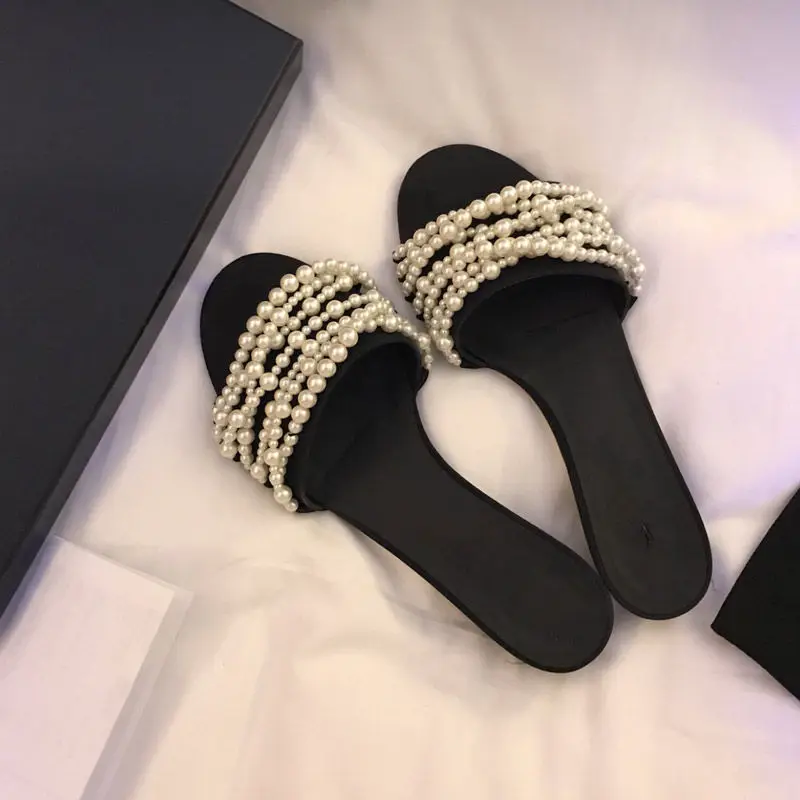 

2018 New Women Slipper Pearl Chain Decor Women Slides Open Toe Low Heel Mixed Color Summer Beach Cozy Tide Shoes Girl Brand Shoe
