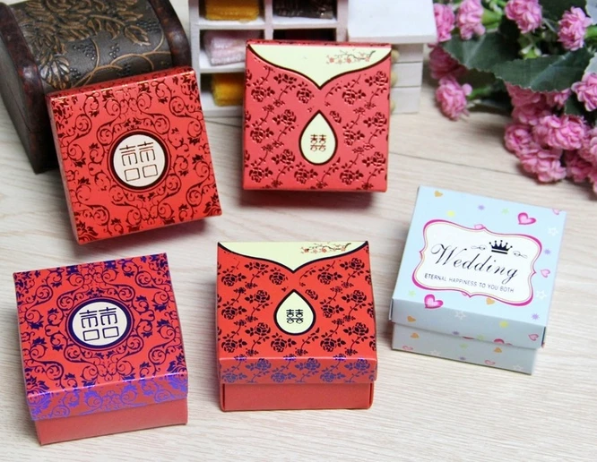 

500 PCS 6.5x6.5x3.8cm new European joyful box creative wedding candy box