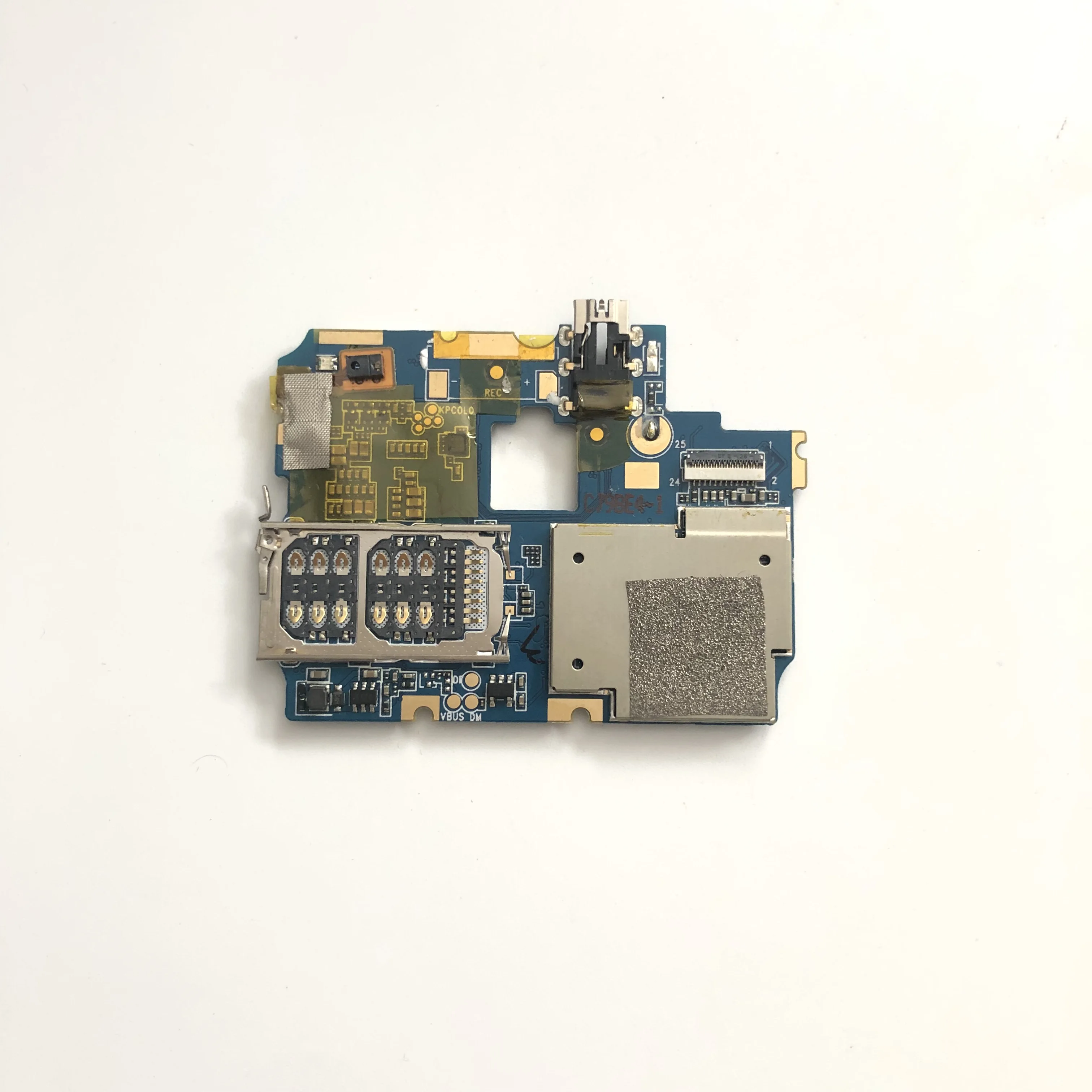 HOMTOM ZOJI Z7 используется материнская плата 2G RAM + 16G ROM для 5 0 дюймов 1280x720 MT6737 1 3 GHZ