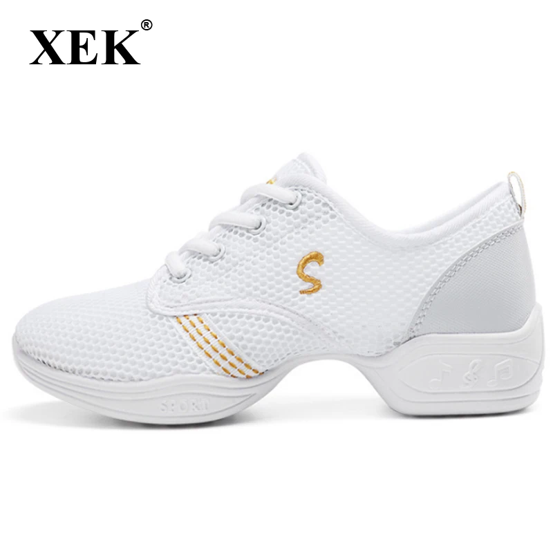 Новинка Спортивная дышащая обувь XEK для танцев с мягкой подошвой женские