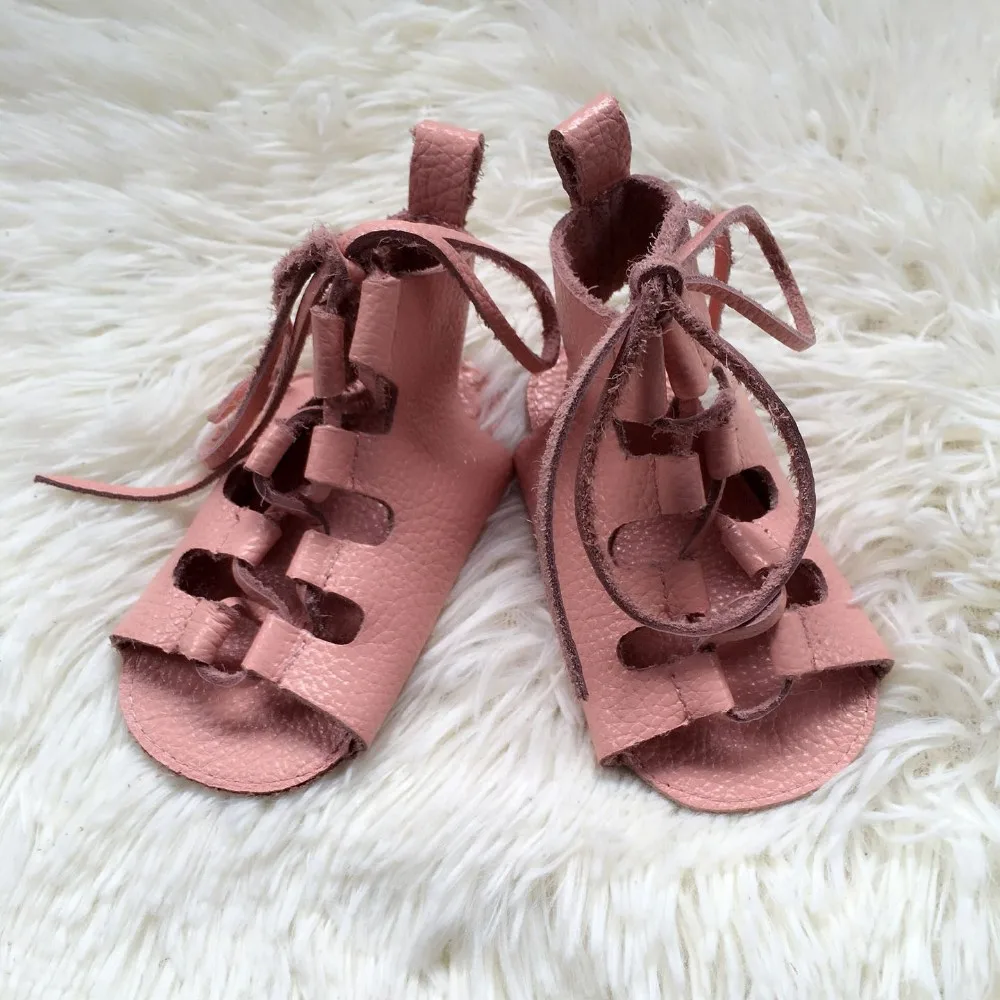 5 пар/лот летние натуральная кожа Детские Босиком Сандалии мягкая подошва на шнуровке для маленьких девочек сандалии-гладиаторы детская обувь