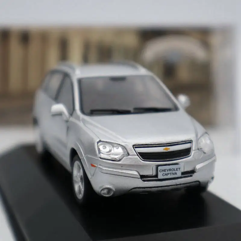  IXO Altaya 1:43 Chevrolet Captiva 2008 Silver Diecast Models Limited Edition Collection Miniature T