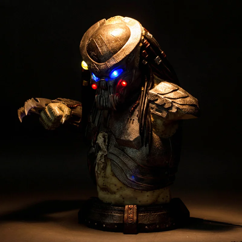 

Alien vs Predator Statue AVP Predator Bust Scar Predator 1:1 (LIFE SIZE) Half-Length Photo Or Portrait with LED Light Resin Toy