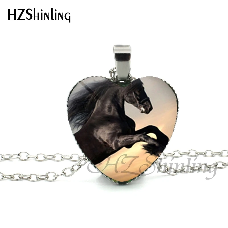 New Horse in Fog Heart Necklace Running Horse Heart Pendant Flying Horse Jewelry Silver Heart Shaped Necklaces HZ3 New Horse in Fog Heart Necklace Running Horse Heart Pendant Flying Horse Jewelry Silver Heart Shaped Necklaces HZ3