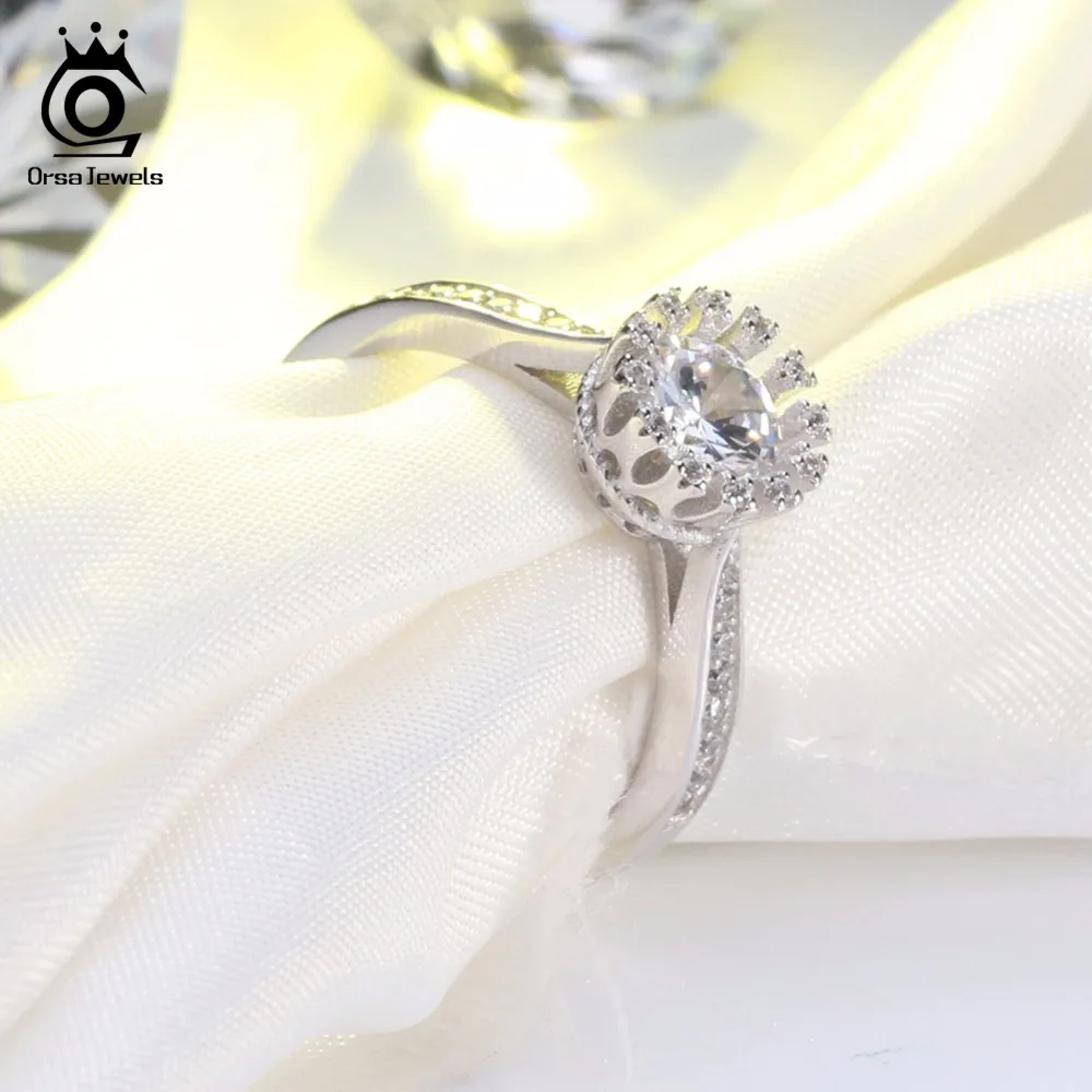 ORSA JEWELS Luxury Female Rings Unique Flower Shape AAA Cubic Zirconia Cute Engagement Ring Wedding Band For Women Jewelry AOR33
