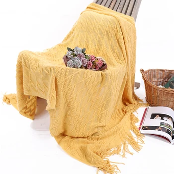

Battilo Knitted Throw Diamond Pattern Blanket for Sofa Chair Bed Decoration, 130x170cm