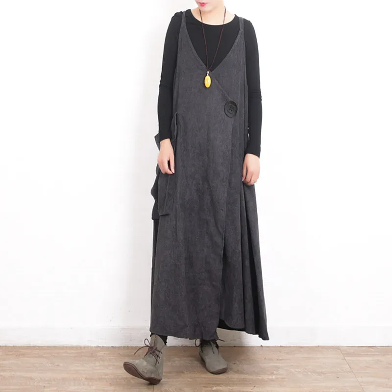 

Autumn Winter Women irregular Sleeveless Big Pocket Retro Corduroy Dress Female Vintage Black Dress Loose Suspender Vintage Robe