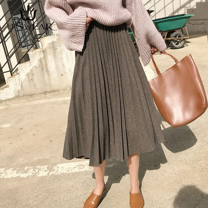 Pleated vintage skirt Clearance