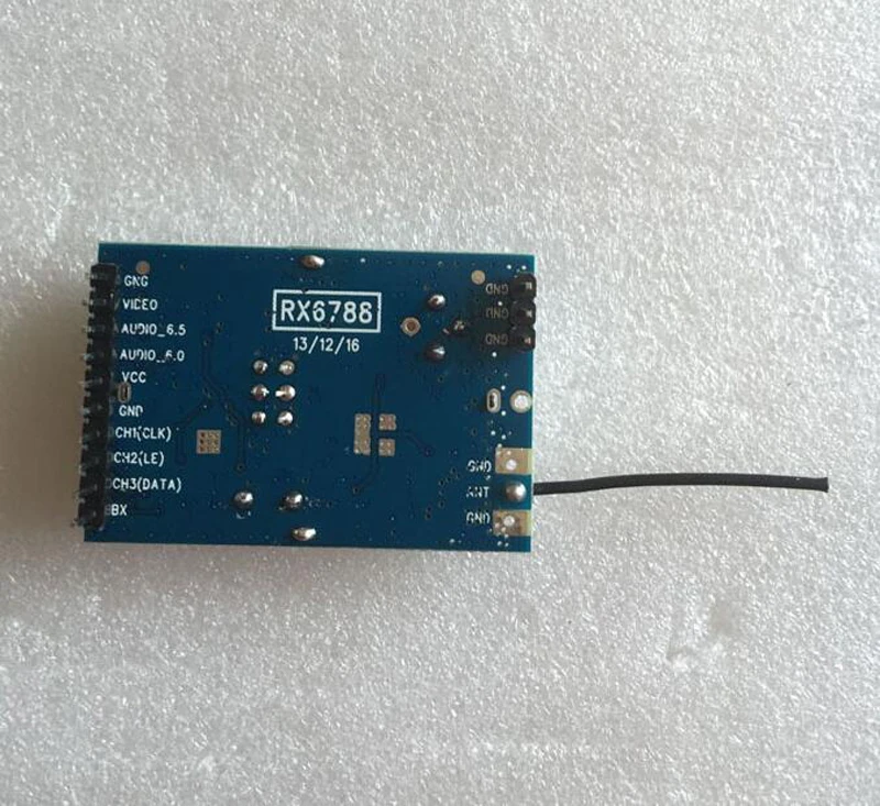 

1PC RX6788 2.4G -93dBm 8CH Receiver Wireless Audio Video Receiving Module For Photography AV Transmission FPV RC Acc