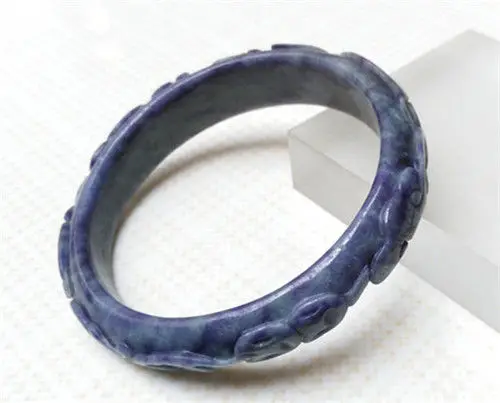 

NEW UNIQUE VINTAGE HAND-CARVED CHINESE PURPLE JADEITE JADE BANGLE BRACELET 64MM a 5.19
