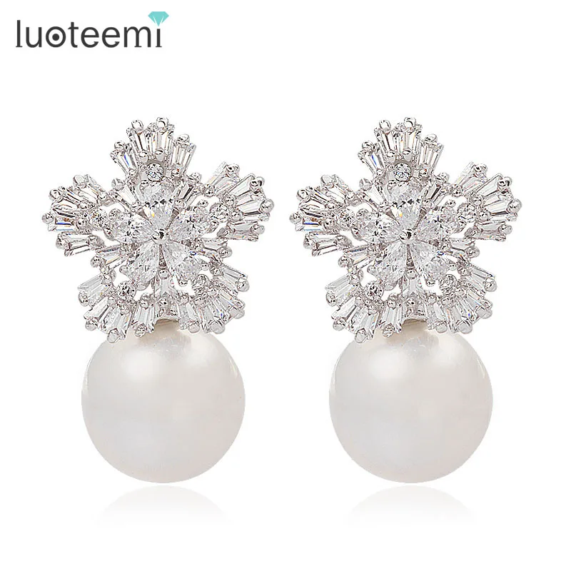 

LUOTEEMI Luxury AAA Cubic Zircon Imitation Pearl Stud Earrings Snowflake Shape Earrings Factory Direct Sale Jewelry Wholesale