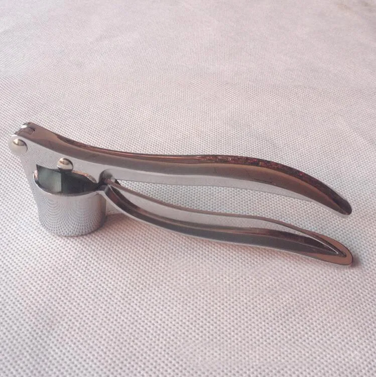 wholesale-price-120-PCS-lot-Stainless-Steel-Kitchen-Squeeze-Tool-Alloy-Ginge-Crusher-Garlic-Presses-Free