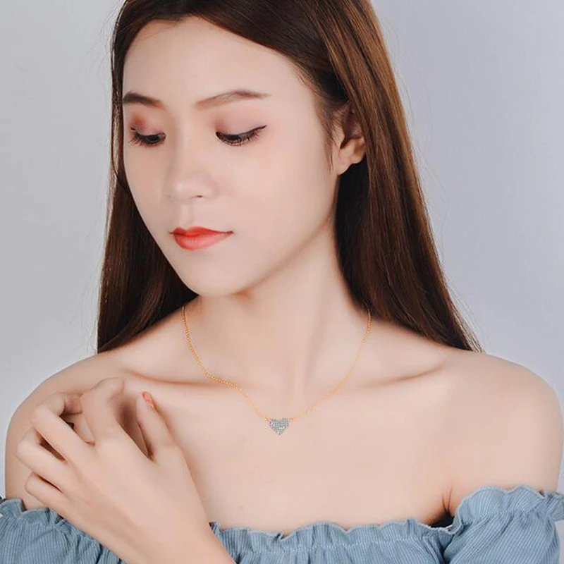 

XIYANIKE 925 Sterling Silver New Elegant Full Of Crystal Heart Pendant Necklace Rhinestone Jewelry For Women Short Chain Banquet