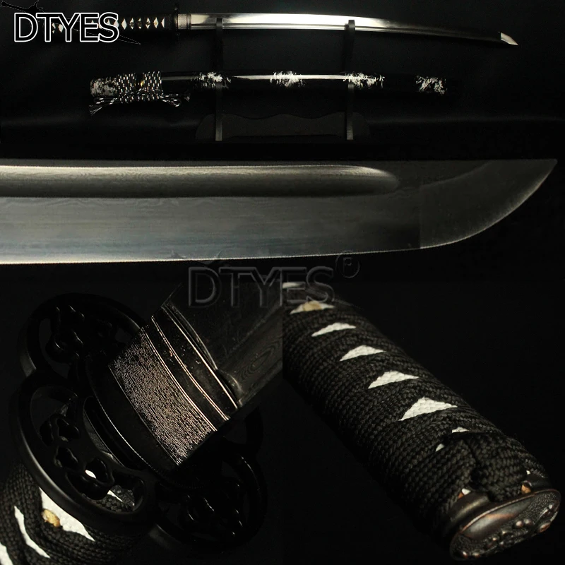 

Real Damascus Steel Clay Tempered Blade Japanese Samurai Sword Hand Forge Full Tang Katana Razor Sharp Battle Ready