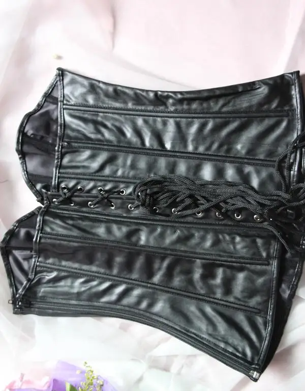 Black-Corset-With-Ring-Detail-And-Lacing-W46041-11