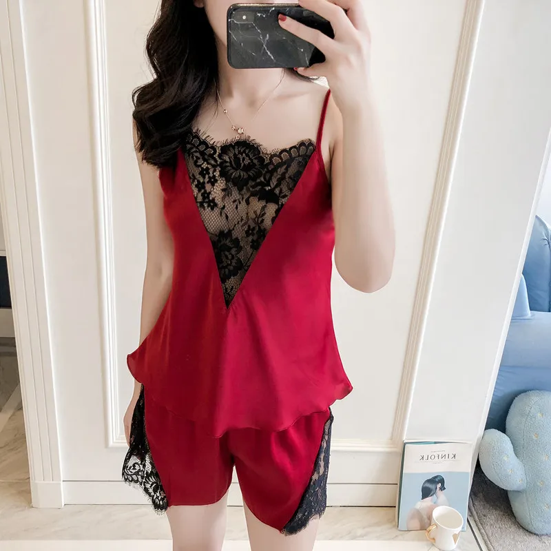 

Daeyard Sexy Lingerie Silk Pajamas Set Sexy Deep V-Neck Lace Trim Cami And Shorts 2Pcs Pyjamas Sleepwear Elegant Nighty Homewear