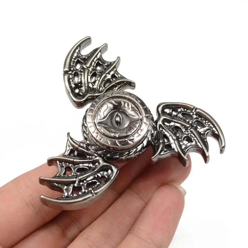 

2017 Hot Metal Tri Spiner Dragon EDC Fidget Toy Game of Thrones Hand Spinner Metal Finger Stress Tri Spinner Dragon For Adults