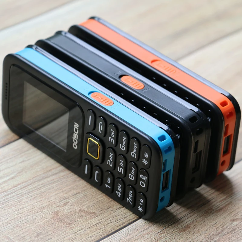 Дешевые цены 2G GSM Quad Band Dual Sim Whatsapp Speed Dial Powerbank BT 2 0 Русская клавиатура для пожилых