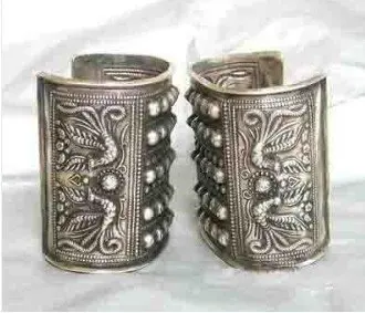 

Asian China Handcrafted Superb Jewelry flower carved phoenix tibetan miao silver two bracelet Bangle shipping free