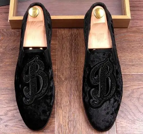 

Streets Fashion Trendsetter charm embroidery rivet Men's Loafers Homecoming Dress Shoes Male Party Wedding Shoes Sapato Social