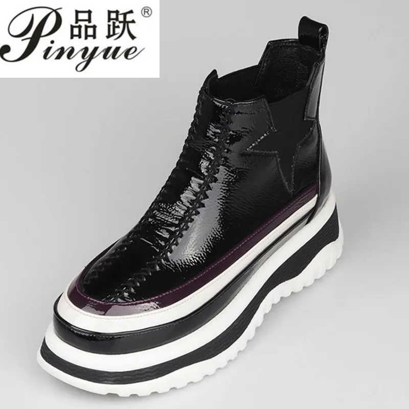 

New Super fire fashion retro high-top Height increasing women's boots autumn winter thick-soled casual women Martin boots