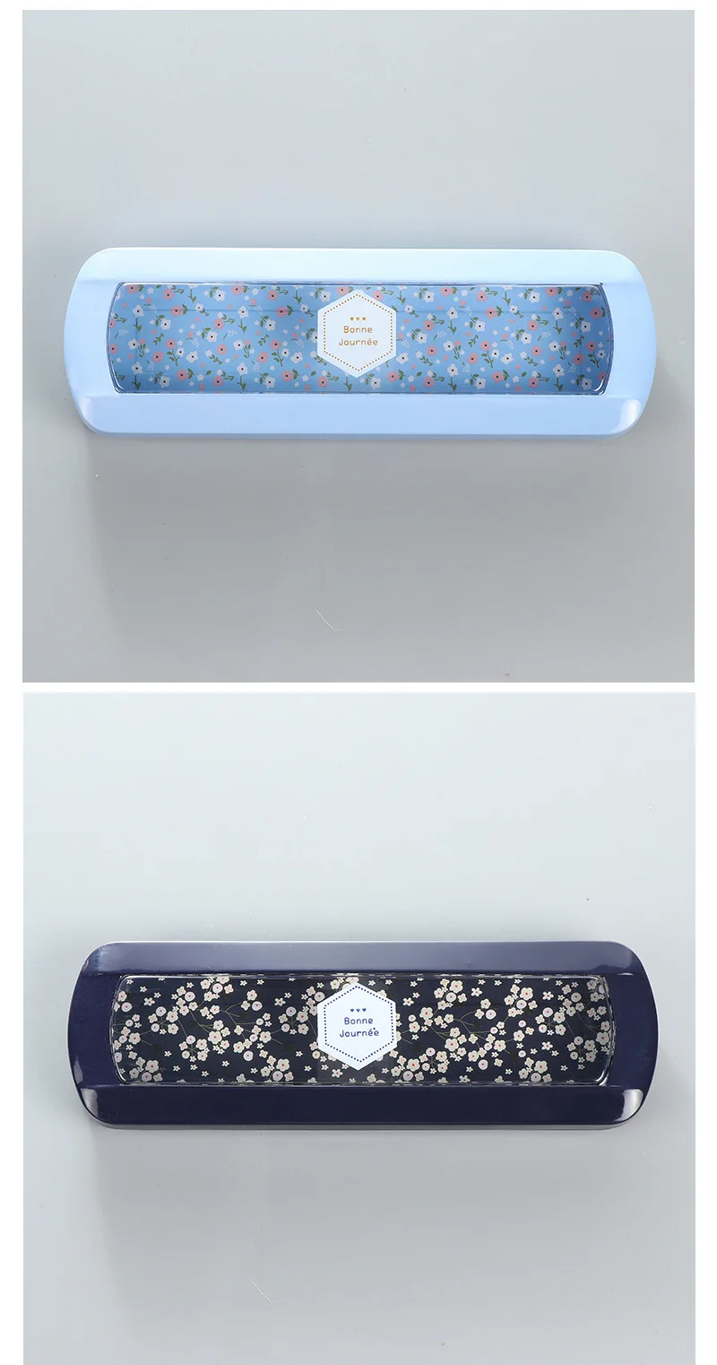 3721355028_1904087305