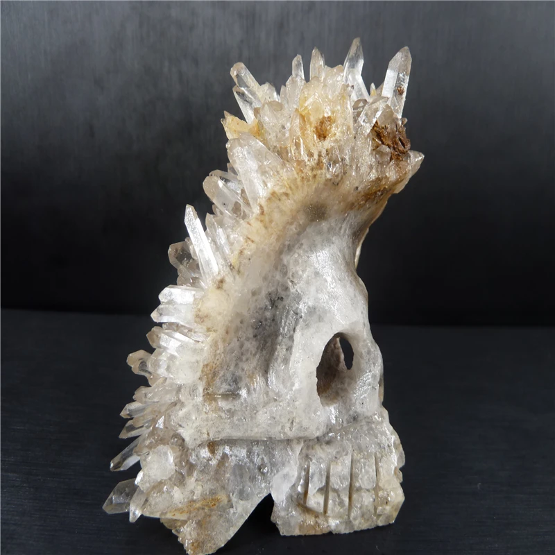 

NATURAL QUARTZ CRYSTAL skull T728