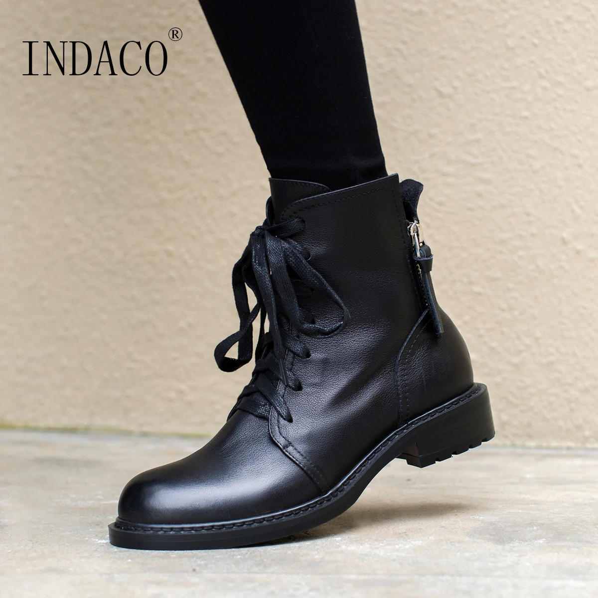 

Boots Women 2018 New Low Heel Leather Back Zipper Retro Women's Boots Flat Leather Martin Boots Autumn and Winter