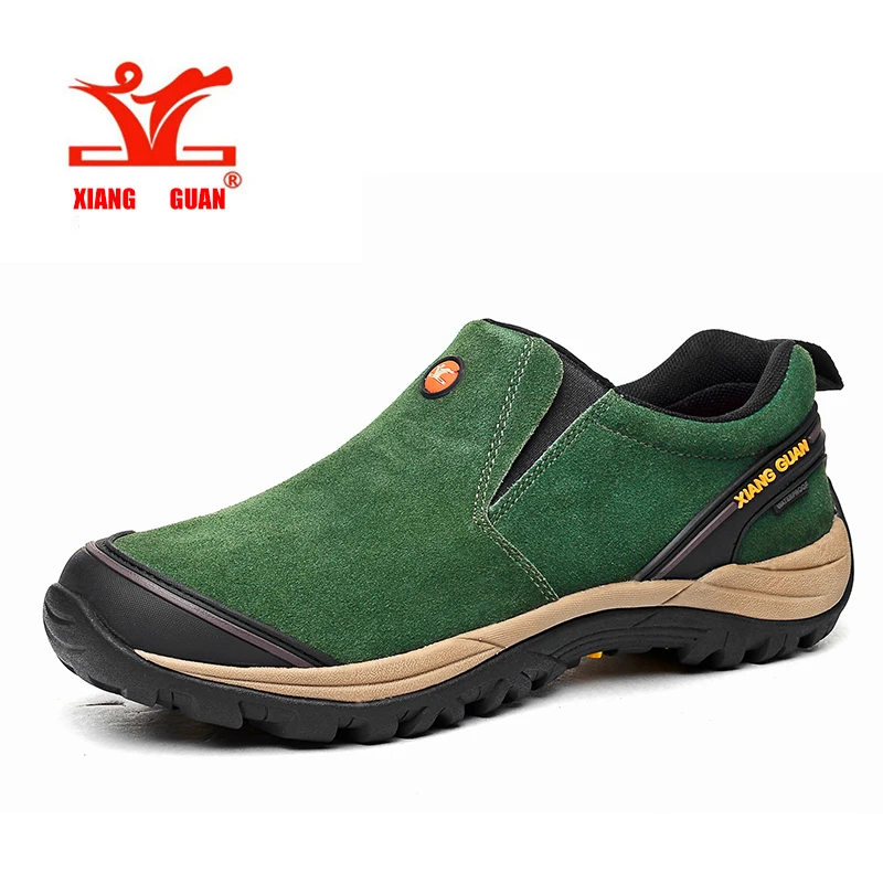 saucony non slip shoes