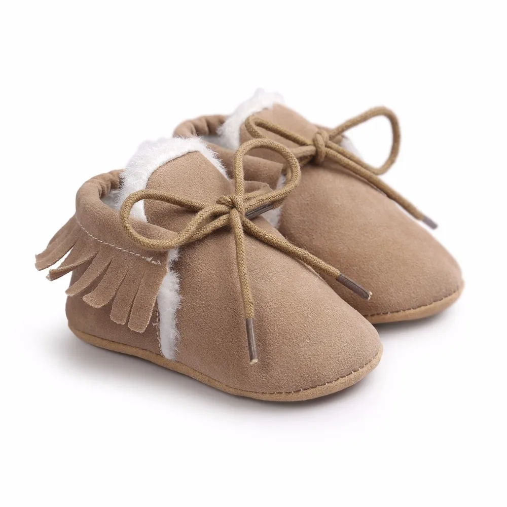 Осенняя замшевая детская обувь новорожденного с кисточками и мягкой подошвой; нескользящая обувь для мальчиков и девочек; обувь для малышей; спортивная обувь для отдыха