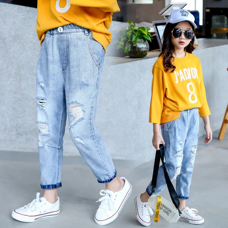ripped jeans for teenage girl