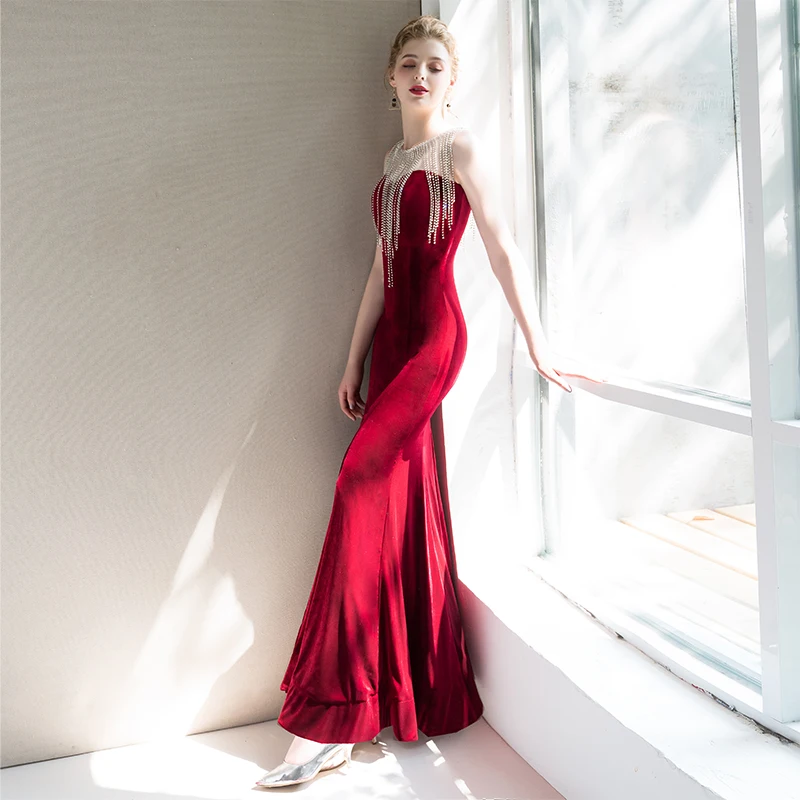 

Vintage Burgundy Sheer Neck Crystal Beading Long Vestidos De Festa Sexy Velvet Mermaid Formal Evening Dresses Prom Party Gowns