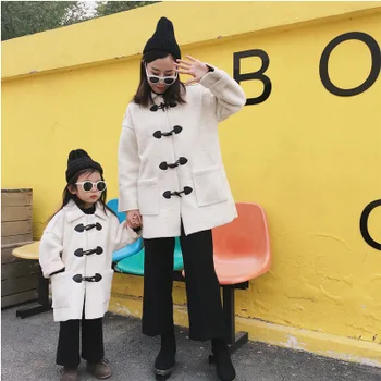 

Mother Daughter Son Winter Berber Fleece Long Coat Family Matching Solid Warm Outfits Thick Mom Girls Boys Horn Button Matching