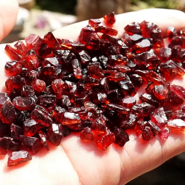  Natural Meditation Crystal 100g Natural Red Gemstone