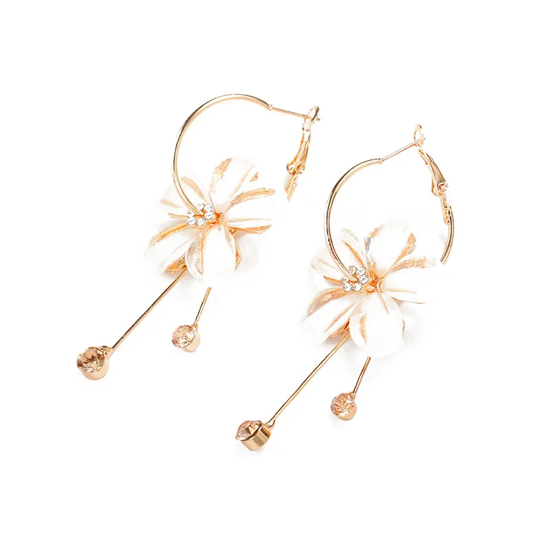 

Five-petal Flower Long Section Stud Earring Simple Geometry Wild Round Lady Personality Popular Camellia Tassel Stud Earring