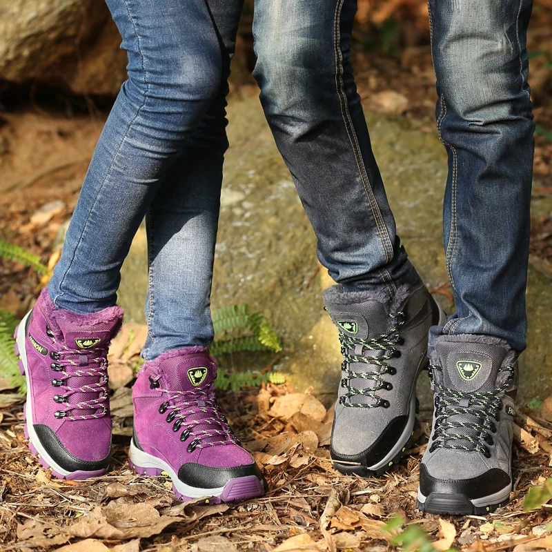

Couples Hiking Boots Dark Gray Rose Red Men Women Winter Mountain Shoes Comfortable Travel shoes Women Lace Up Outdoor Sneakers