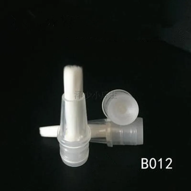2Pcs/lot 2.5ML Black Plastic Empty Nail Oil Pen Style Bottle with Brush for Nail Polish Makeup Rotating Pen