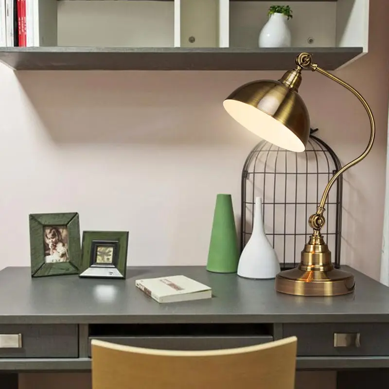Classic-Desk-Lamp-Modern-Office-Study-Adjustable-Direction-Table-Lamp-Copper-Color-Home-Lighting-BLT515 (1)