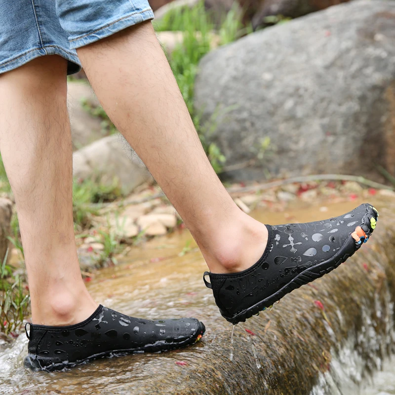 Water Shoes Aqua Shoes Plus Size Upstream Men Women Beach Fishing Swimming Outdoor Wading Sea Gym Shoes Sneakers Men Socks