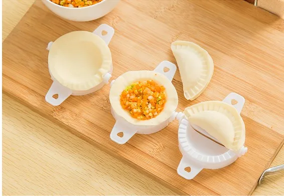 2pcs/lot Dumpling Maker Mold Food-Grade Plastic Pack Dough Press Dumpling Pie Ravioli Mould Cooking Pastry KX 322 2pcs/lot Dumpling Maker Mold Food-Grade Plastic Pack Dough Press Dumpling Pie Ravioli Mould Cooking Pastry KX 322