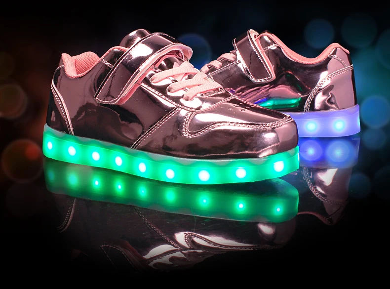 Детская разноцветная обувь с подсветкой на осень и зиму, модные удобные светящиеся кроссовки для девочек, высокое качество, светящаяся повседневная обувь для мальчиков