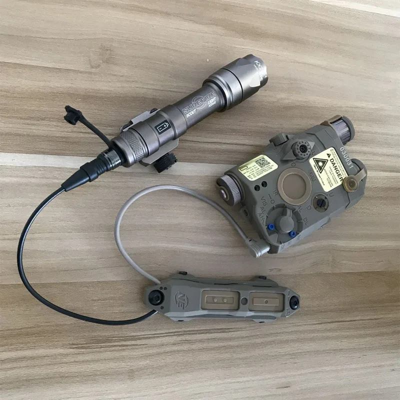 Элемент M600C скаутский светильник светодиодный светильник LA PEQ15 и комплект аксессуаров для блока переключателя давления(EX072+ EX276+ NE04040 - Цвет: Коричневый